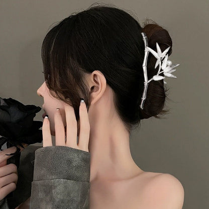 Oversized Pearl Wave Grip