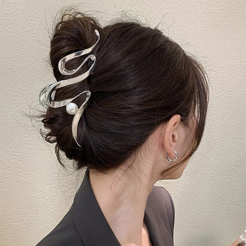 Oversized Pearl Wave Grip