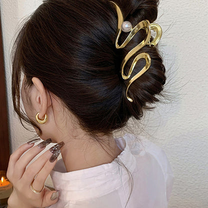 Oversized Pearl Wave Grip